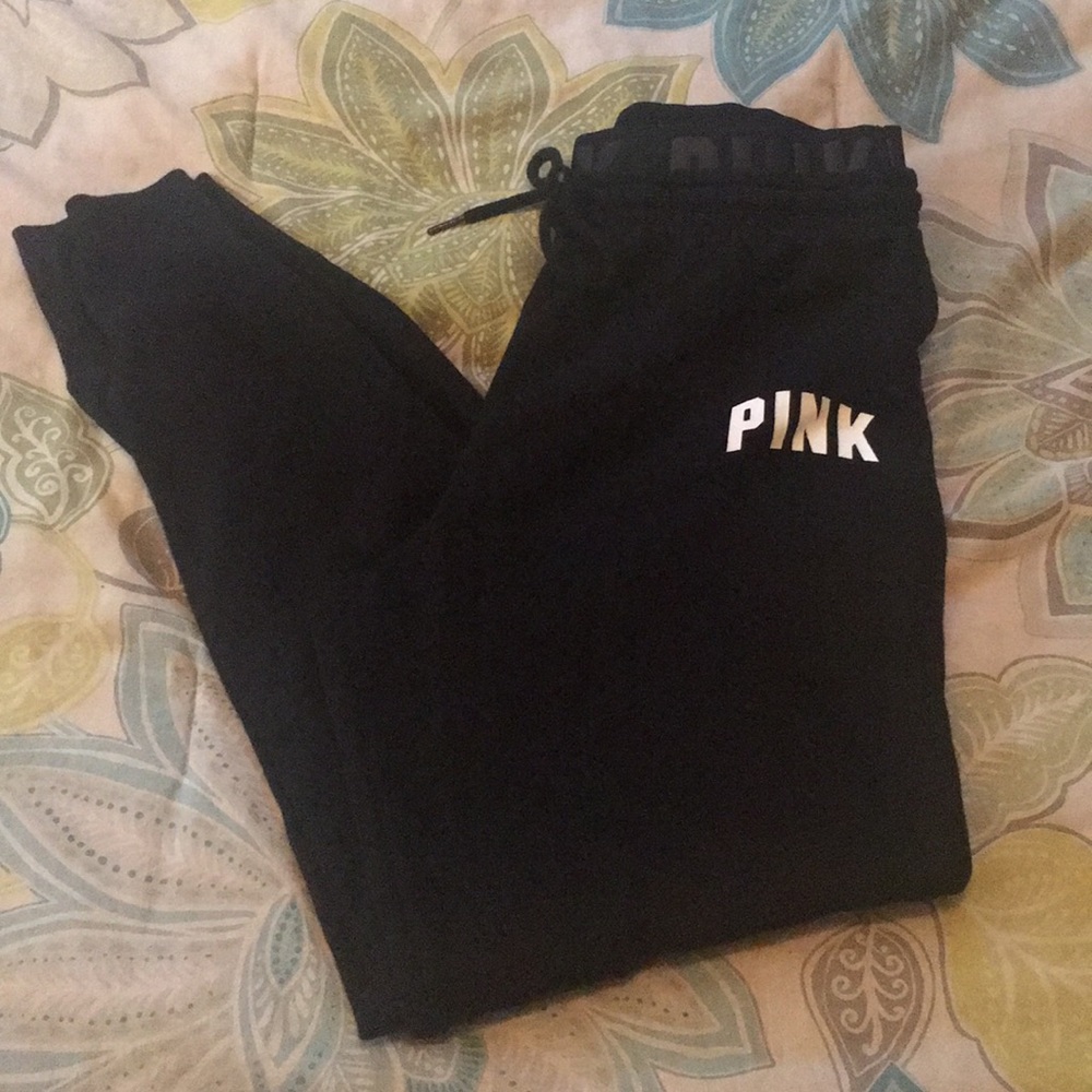 VS Pink skinny leg jogger